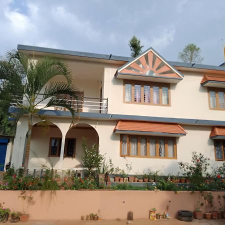 Krishna Kuteera Apartamento Siddapura  Exterior foto